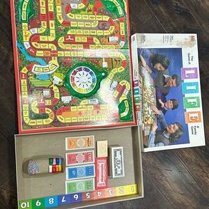 The Game of Life Board Game - Classic Edition